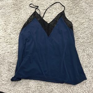 EXPRESS LACE TOP M